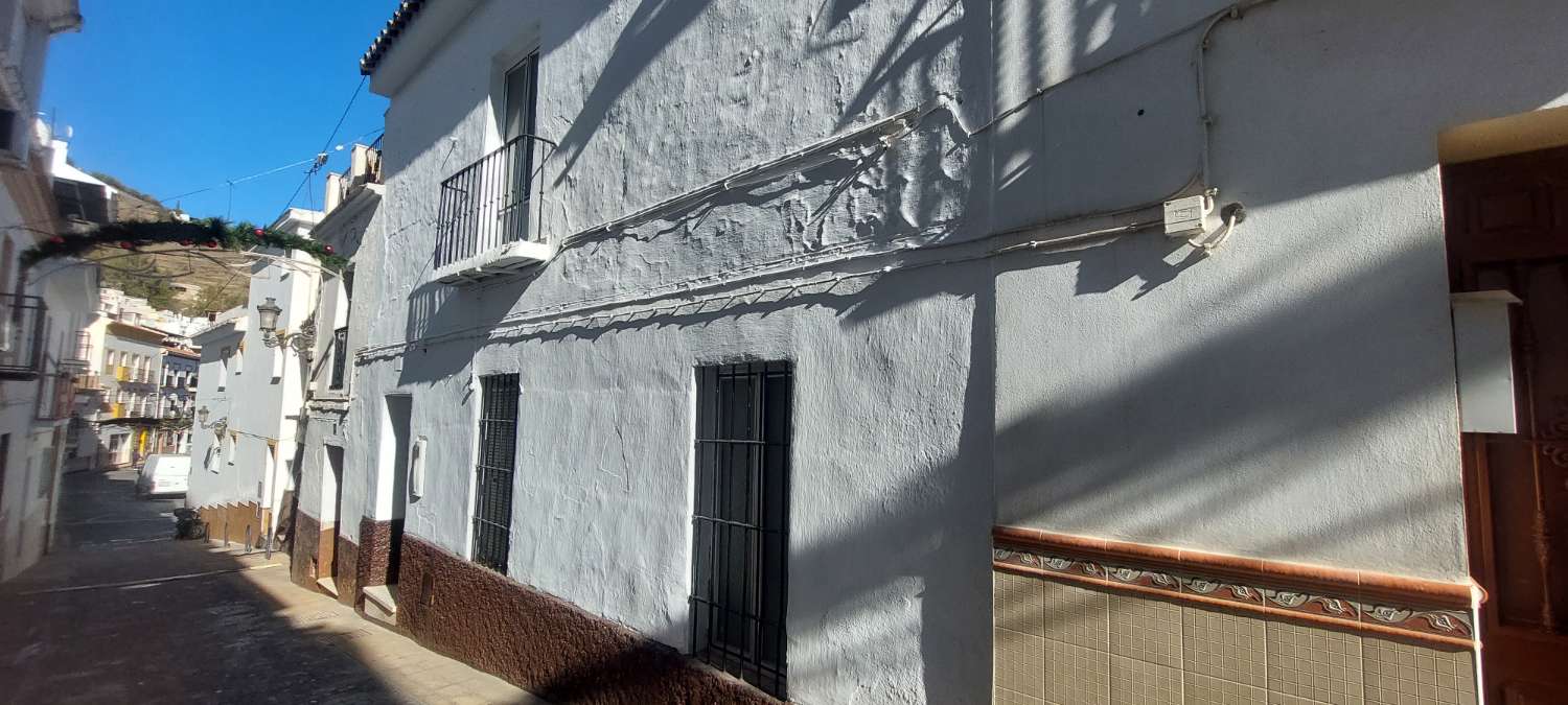 Casa in vendita a Torrox Pueblo