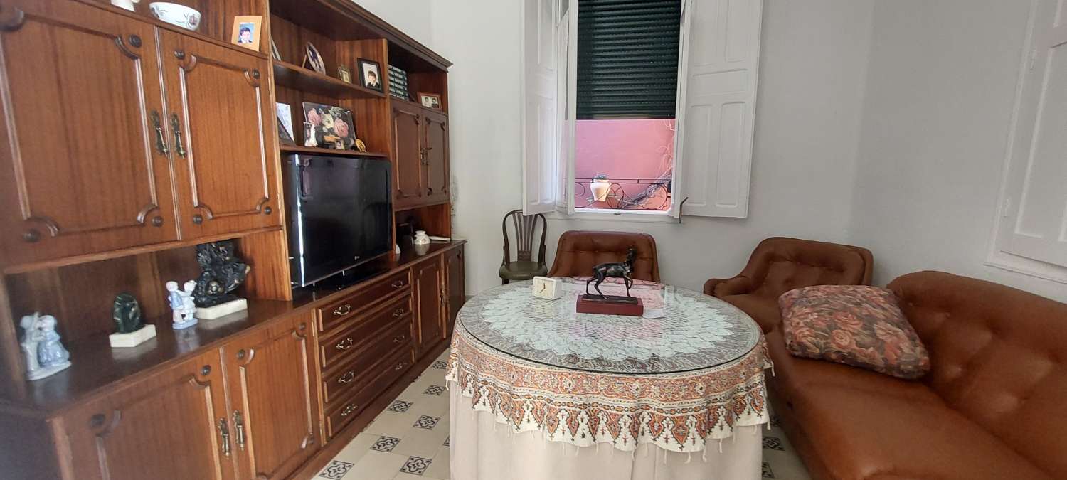 Restaurant with house for sale in Torrox