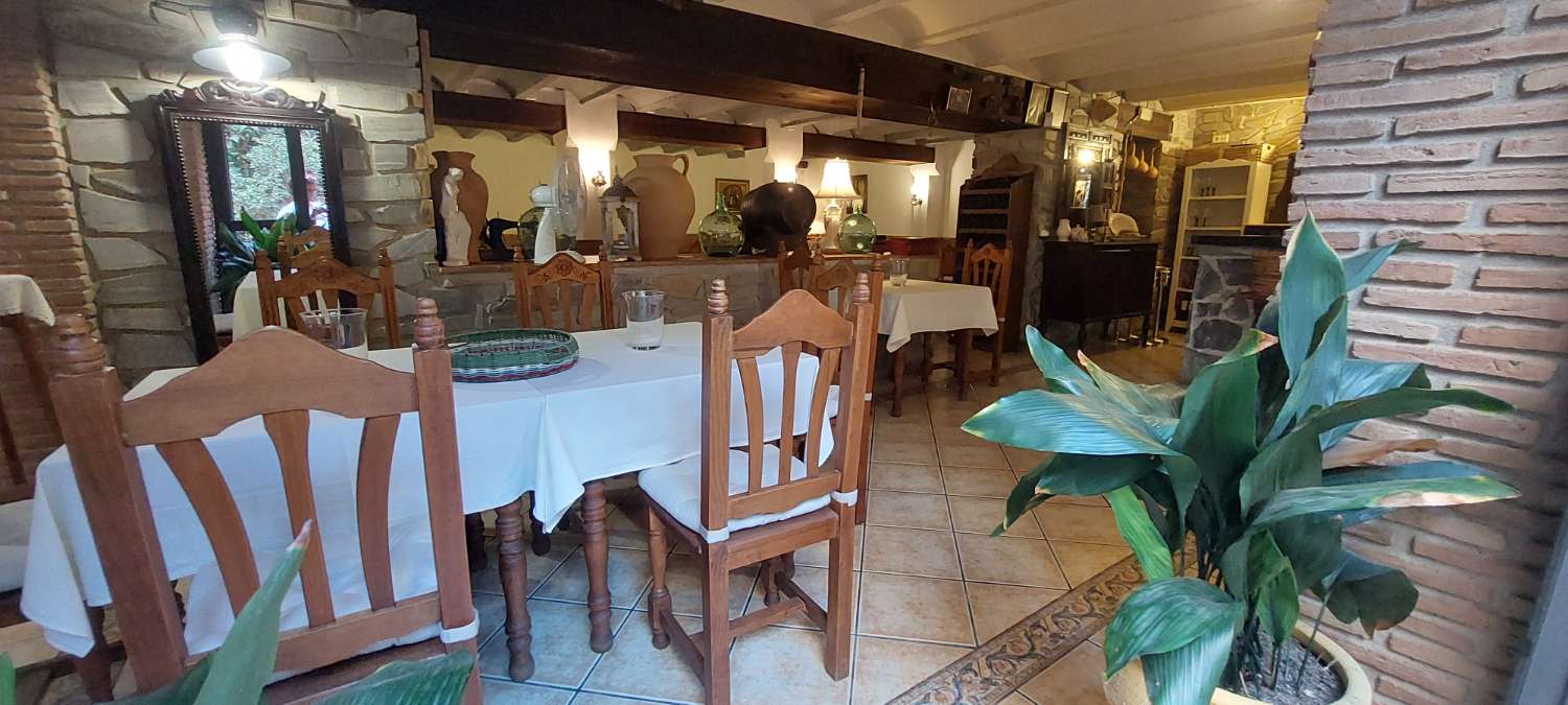 Restaurant with house for sale in Torrox