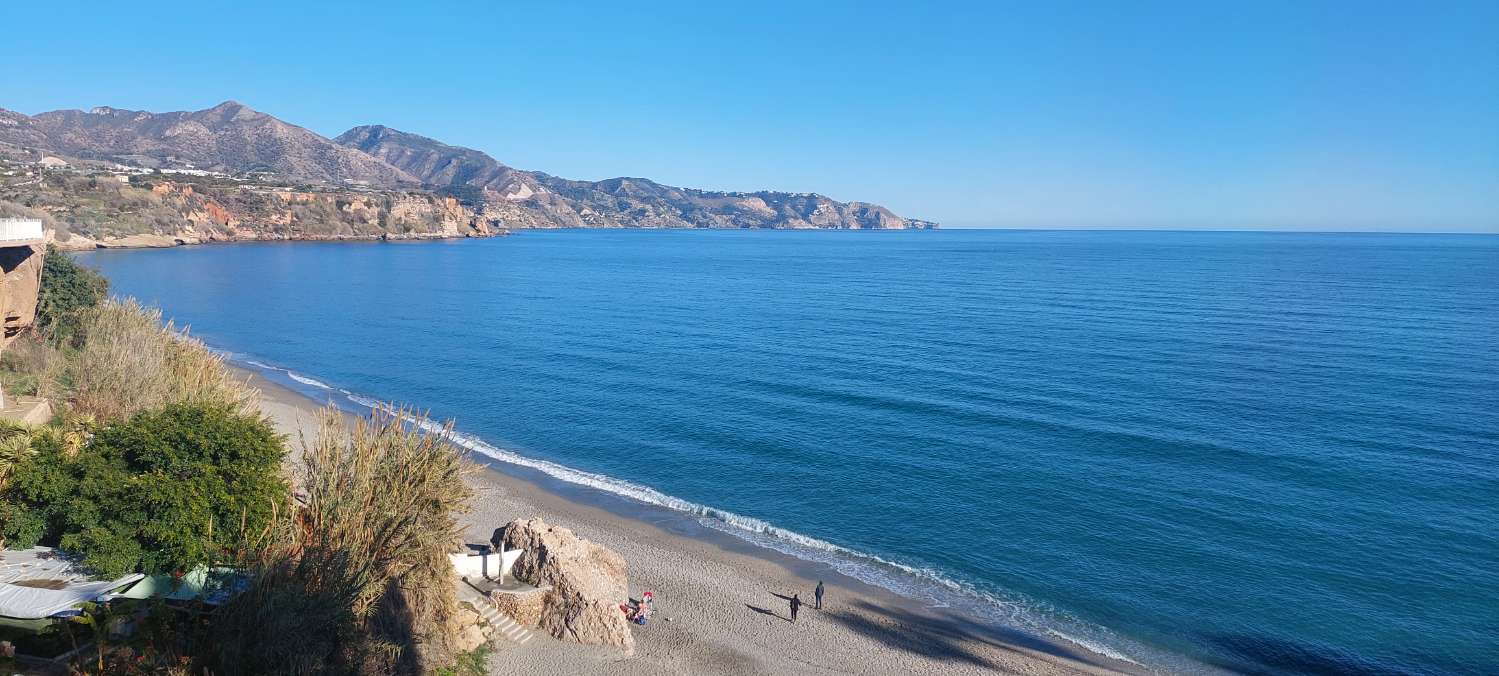 Schöne Wohnung im Zentrum von Nerja zu verkaufen