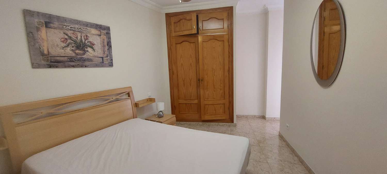 Bonito apartamento en centro de Nerja en venta