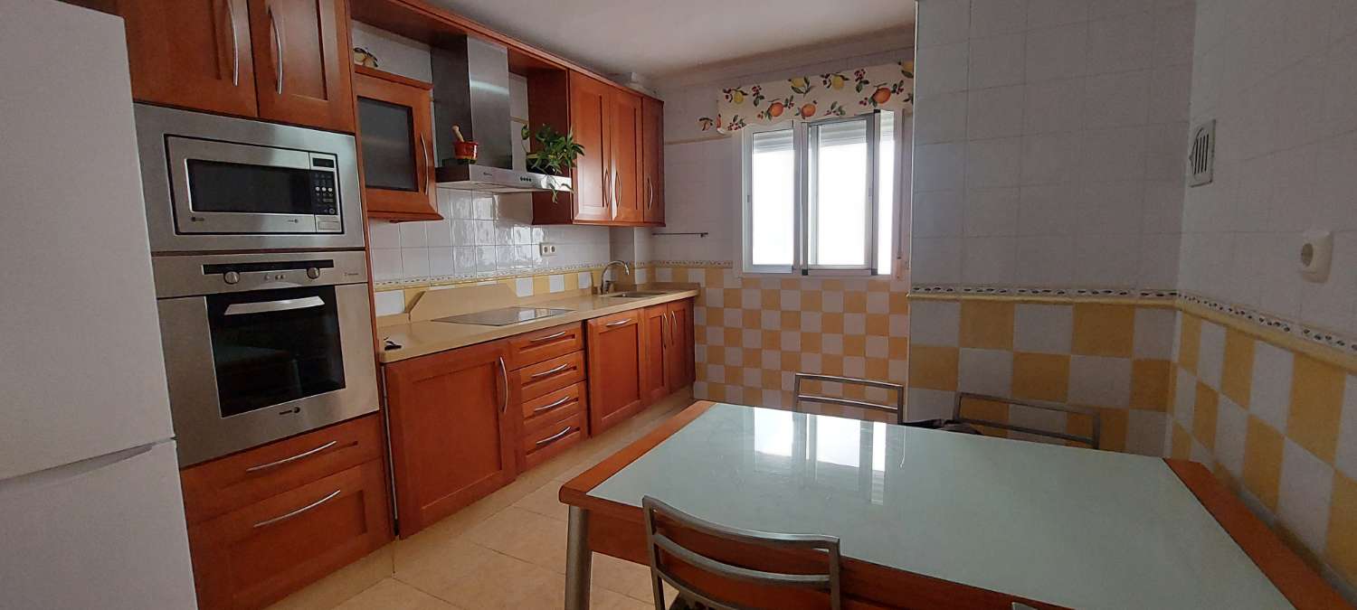 Bel appartement à Torrox.