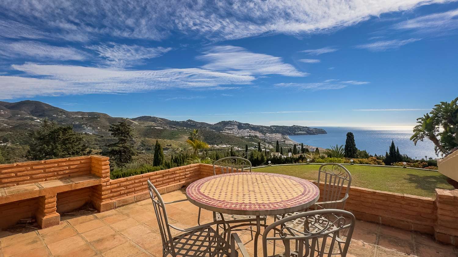 Magnifique villa avec vue mer et piscine !