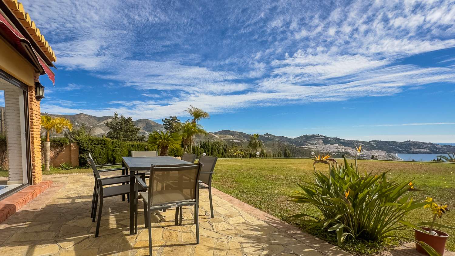 Wunderschöne Villa mit Meerblick und Pool!