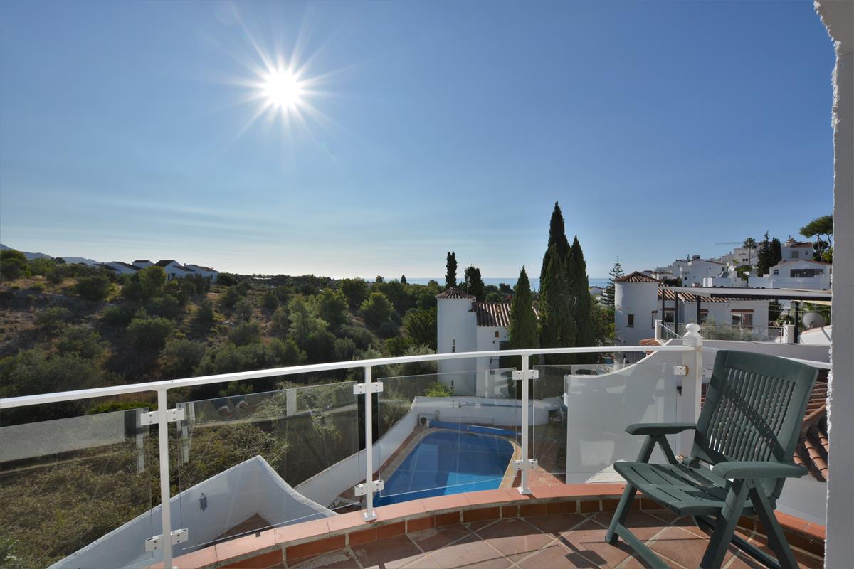 Belle villa individuelle avec piscine privée près de la plage