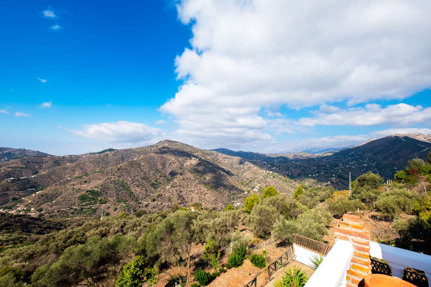 Schöne unabhängige Villa mit herrlicher Aussicht