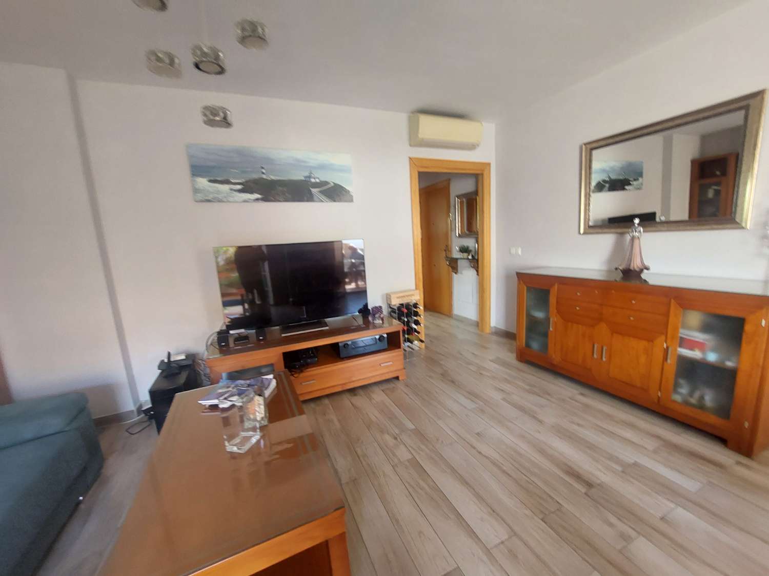 Bonito   Bungalow en venta   en Nerja cerca del Mar