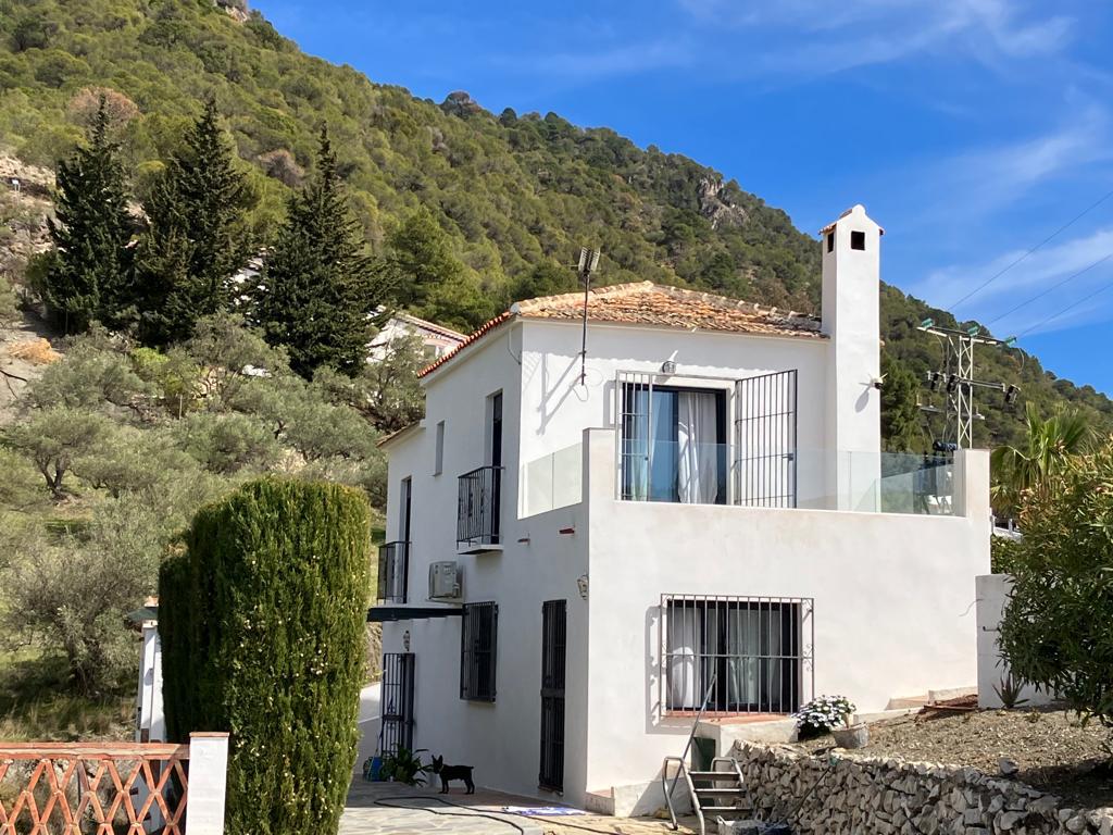 Casa campo en venta  Frigiliana  para los Amantes de la Naturalez