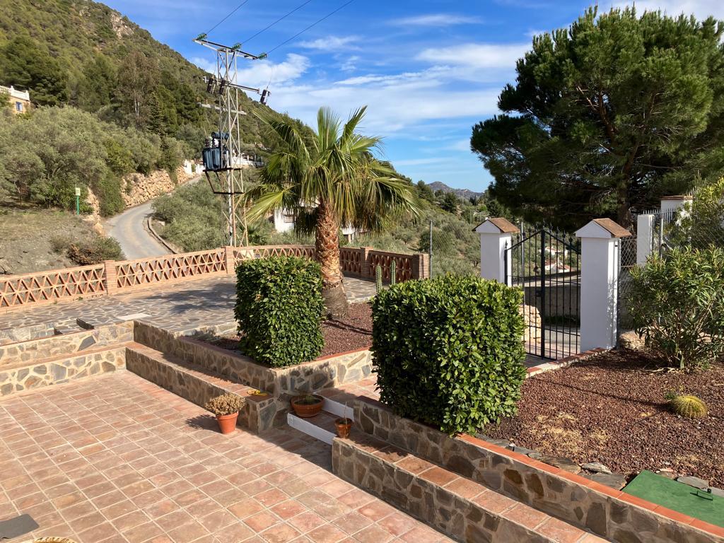 Casa campo en venta  Frigiliana  para los Amantes de la Naturalez