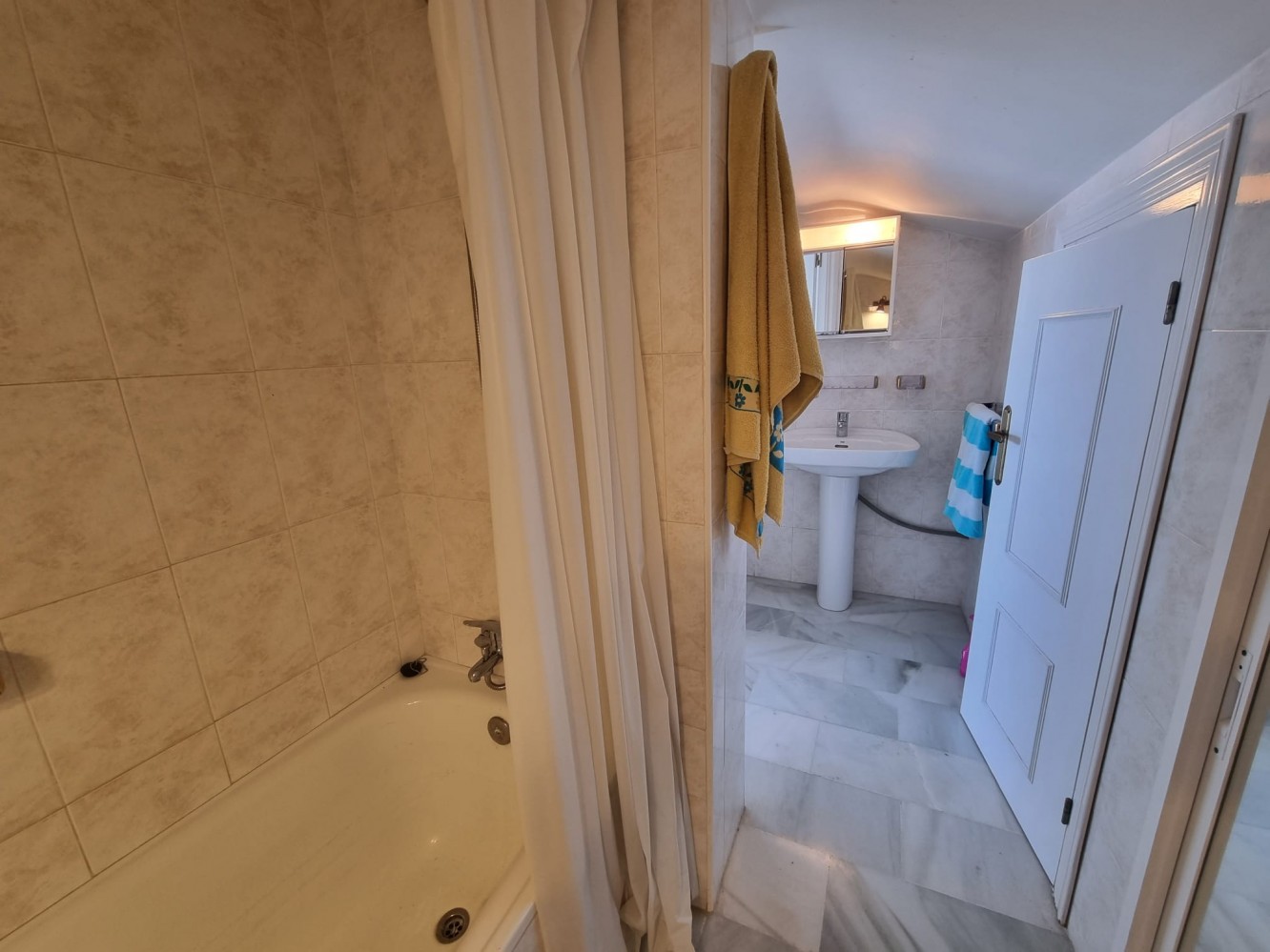 1 BEDROOM DUPLEX APARTMENT WITH 2 TERRACES AND SEA VIEWS - NERJA
