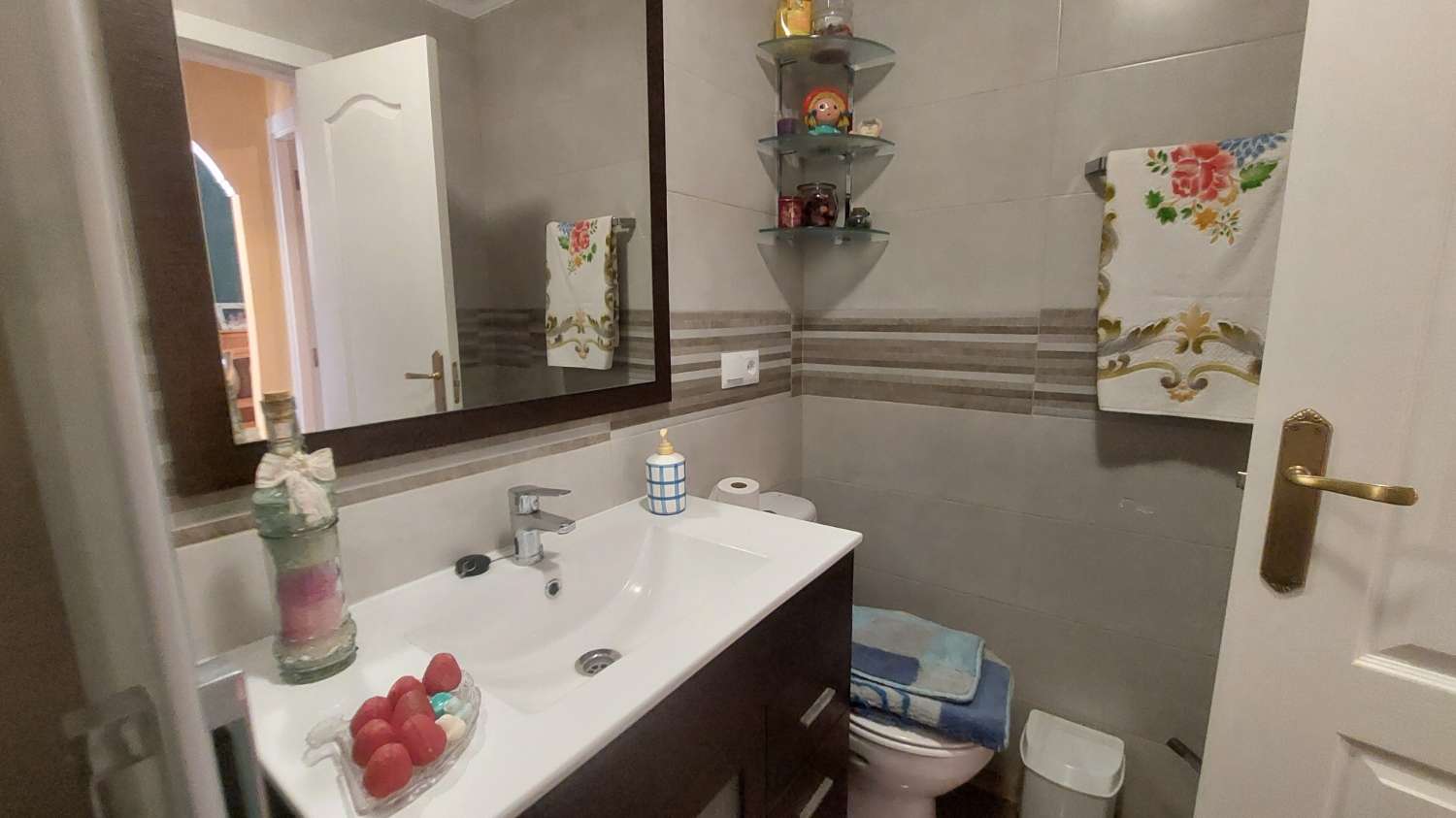 Bonito Apartmento  en venta      Torrox costa