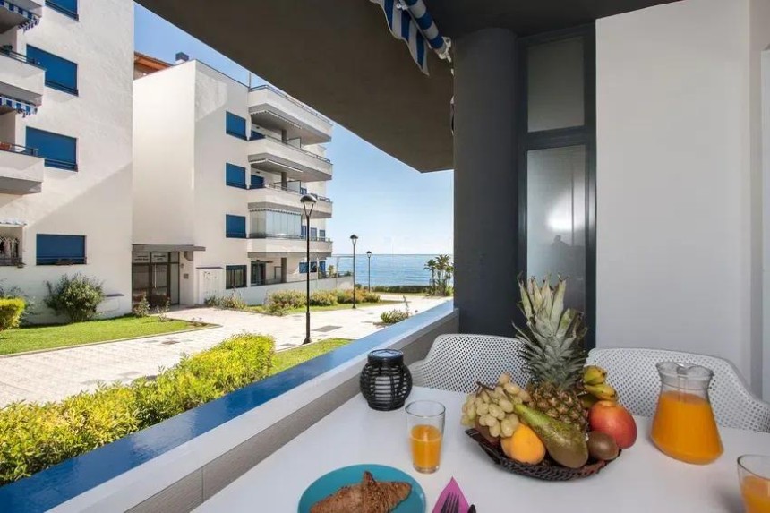 Bonito apartamento  primera linea de Playa