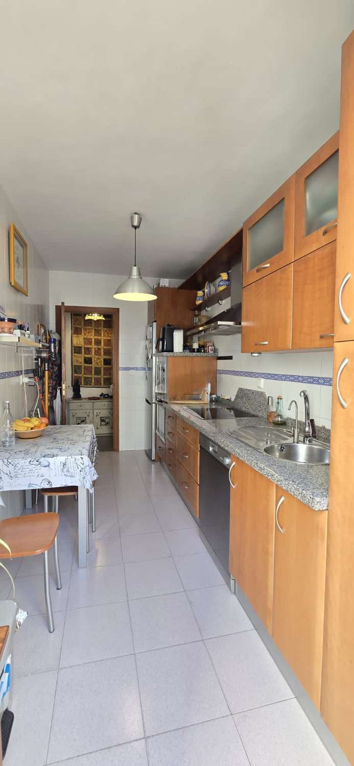 Amplio piso en  Torrox  Pueblo