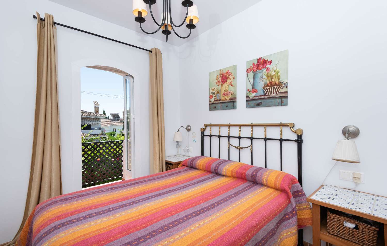 Casa  en venta  en Nerja Urb. verano azul