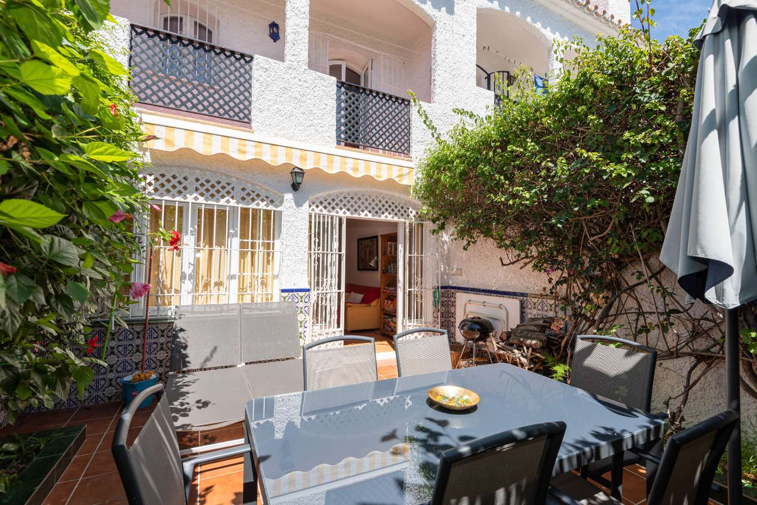 Casa  en venta  en Nerja Urb. verano azul