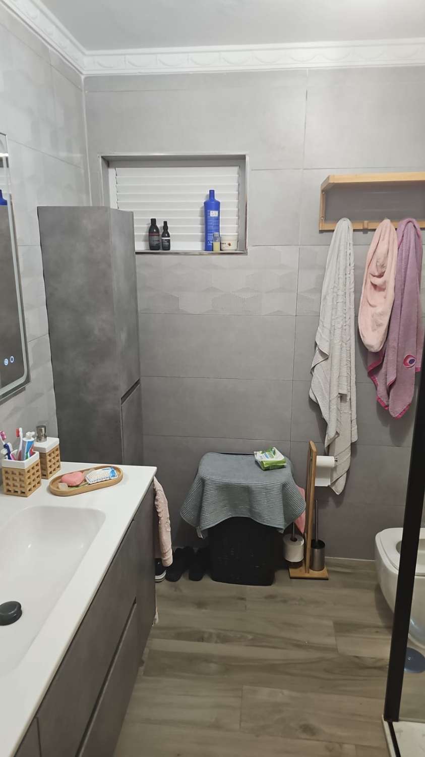 Amplio piso en  Torrox  Pueblo