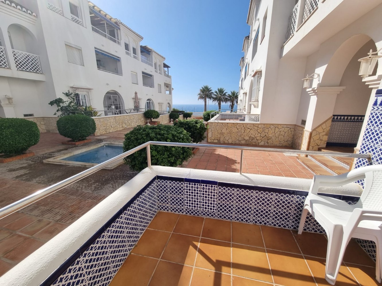 Wonderful apartment on the first line of Torrecilla beach in Nerja
