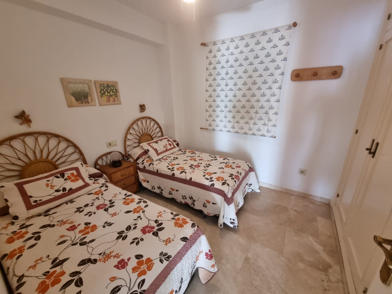 Wonderful apartment on the first line of Torrecilla beach in Nerja