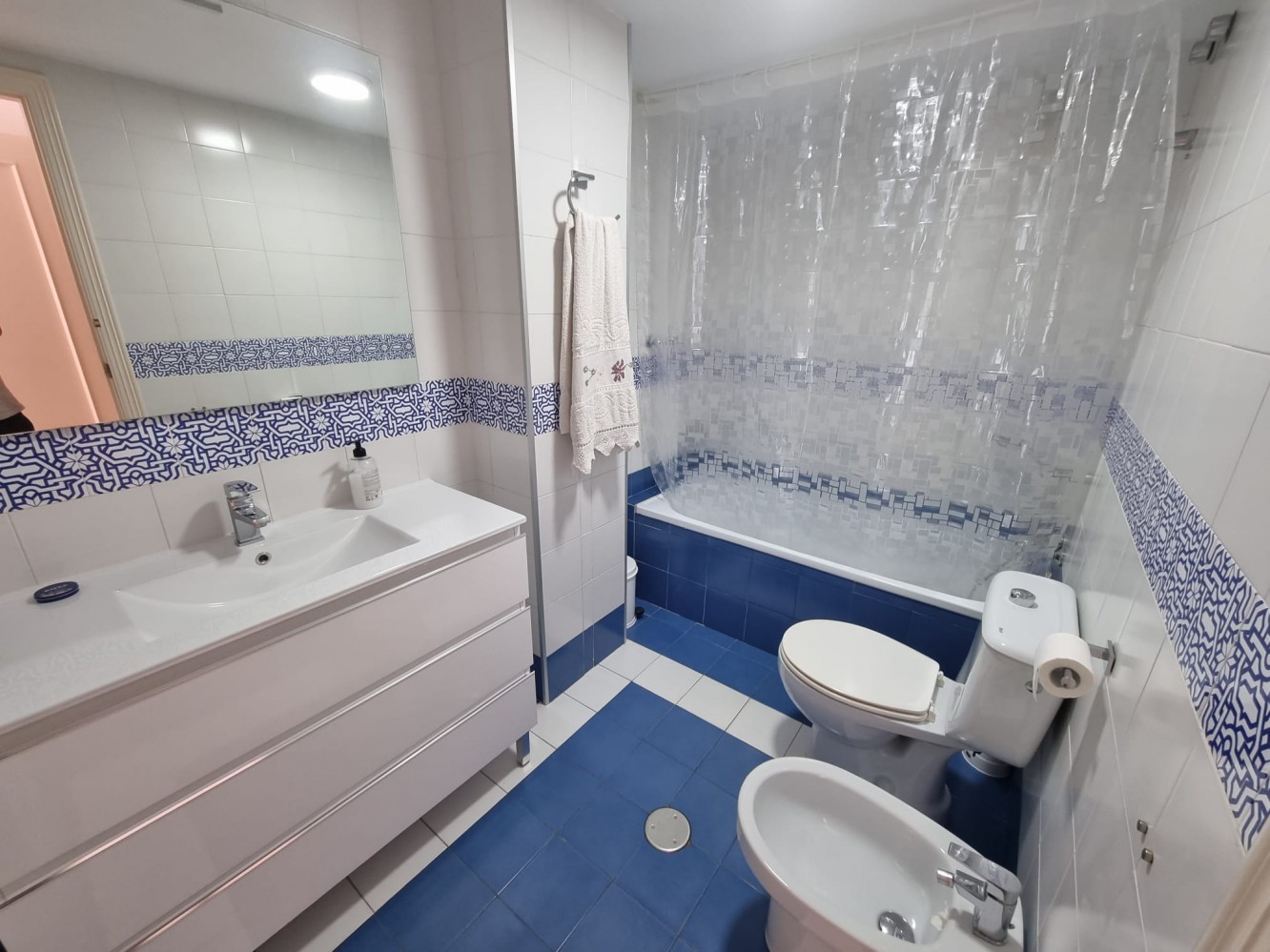 Wonderful apartment on the first line of Torrecilla beach in Nerja