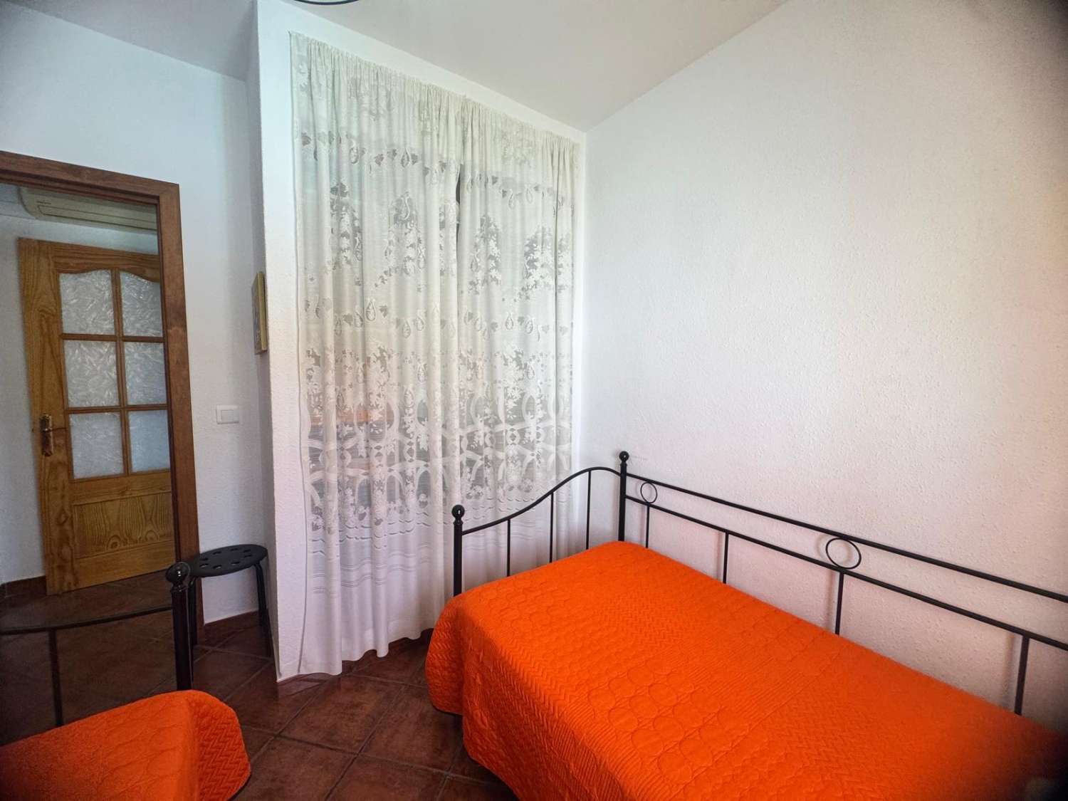 Country house 1.5 km from the beach