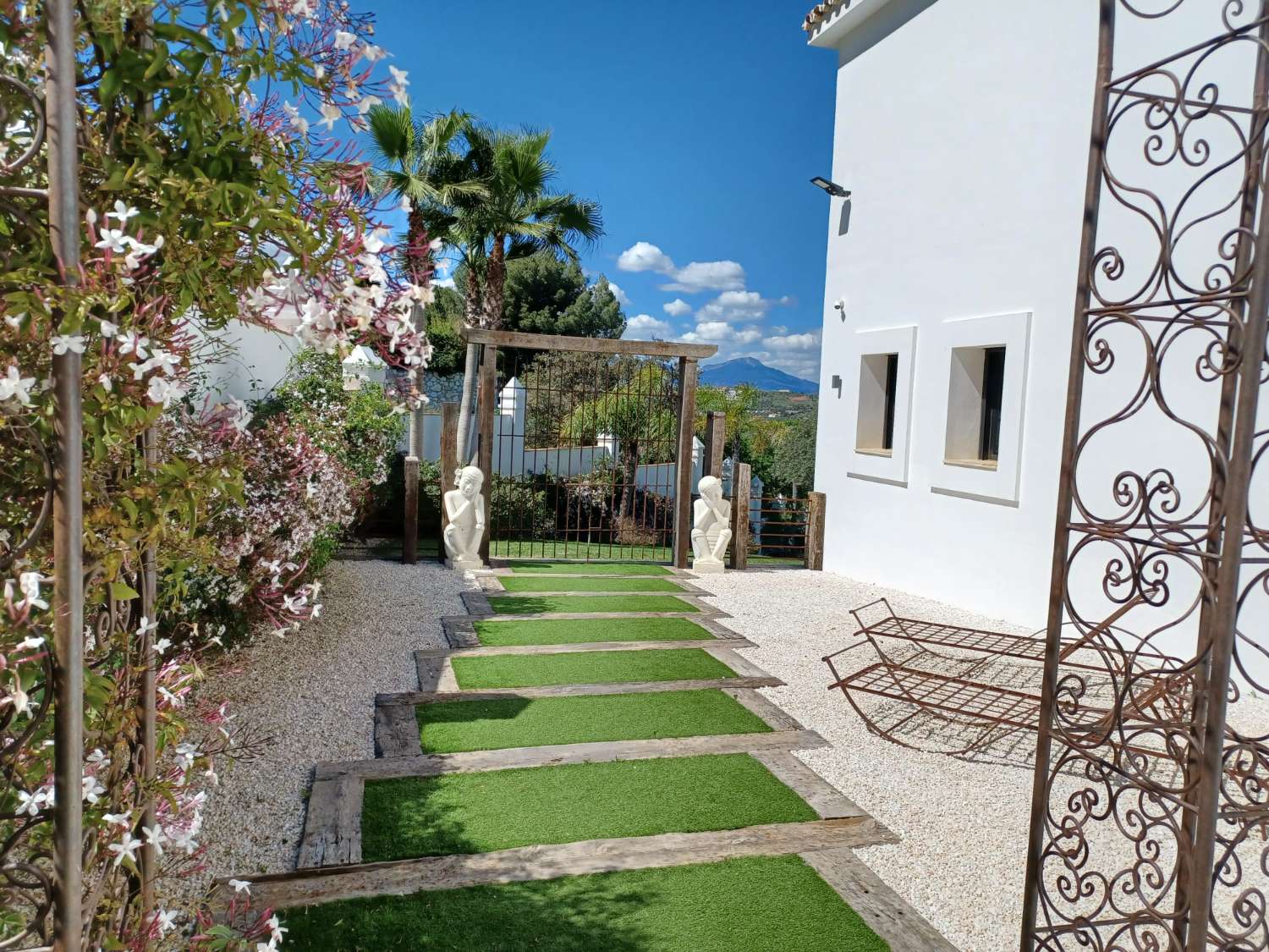 Stunning luxury villa for sale in Coin Málaga