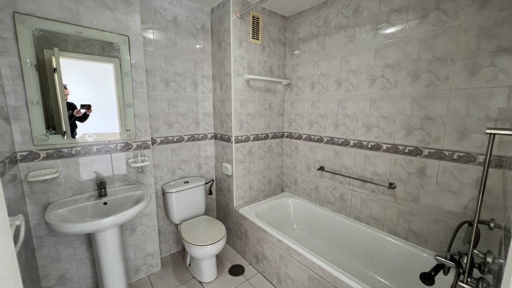 En primera linea de playa   se vende   apartamento Peñocillo - Torrox costa