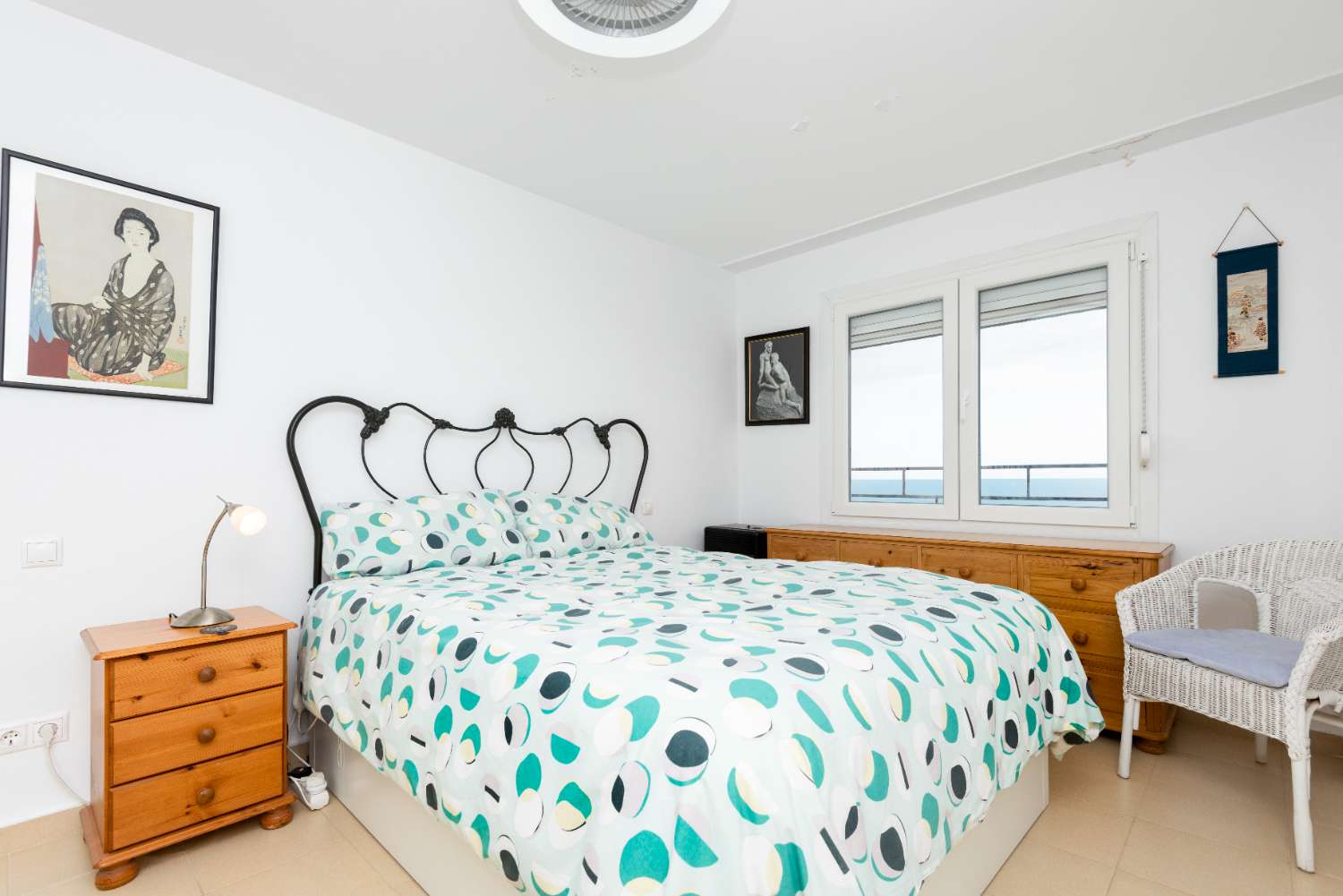 Beautiful fully renovated apartment with stunning views
