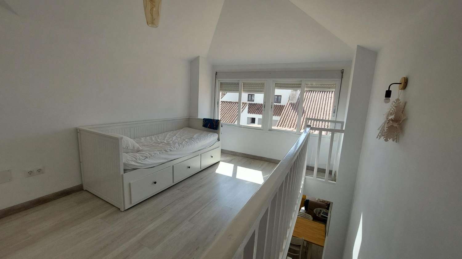 Nice duplex 100 meters from the sea