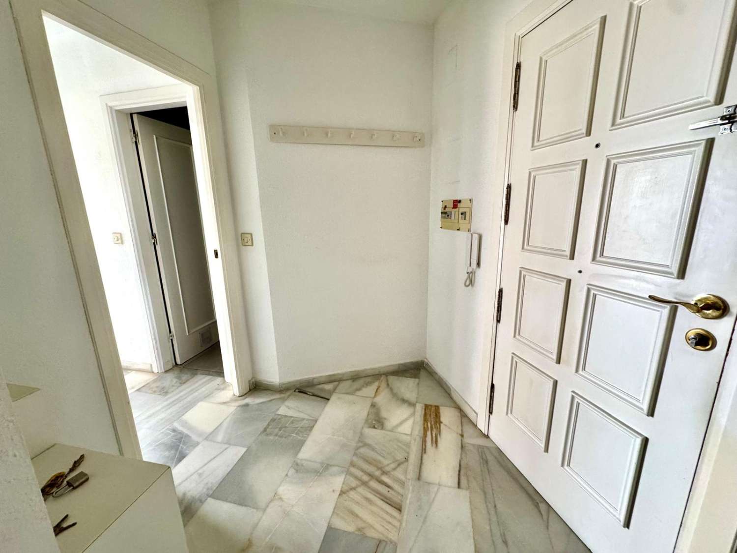 Appartement spacieux à vendre en bord de mer à Torrox Costa