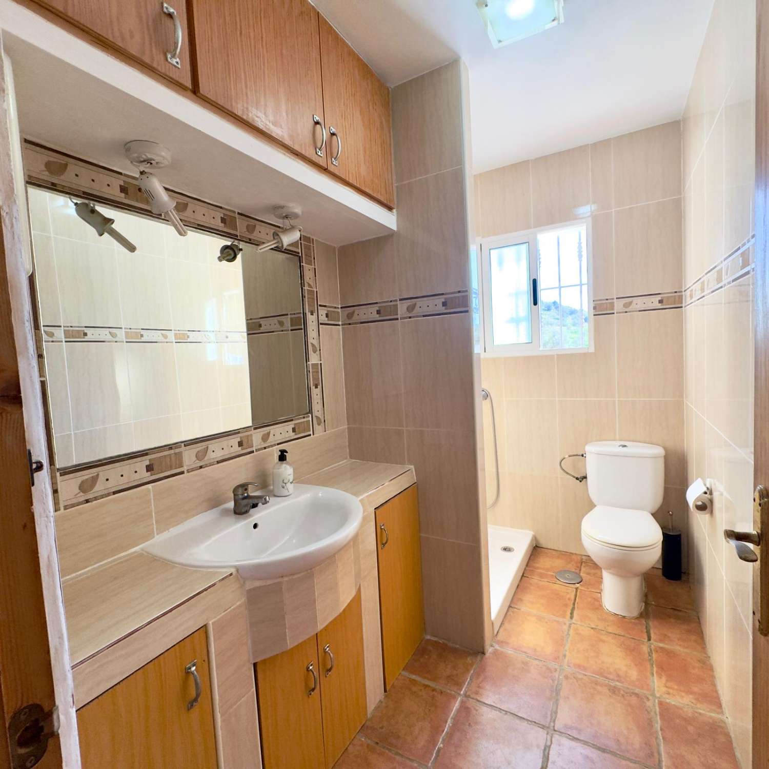 Belle maison de campagne à vendre à Almayate (Velez Malaga)