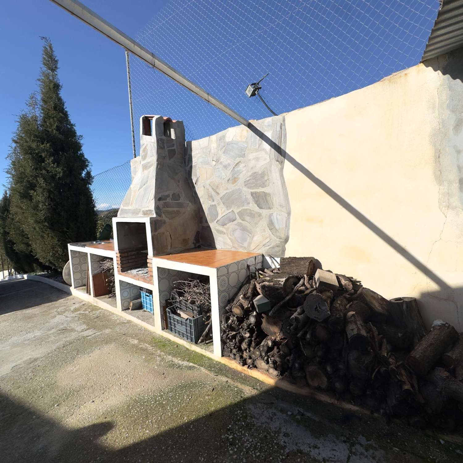 Belle maison de campagne à vendre à Almayate (Velez Malaga)