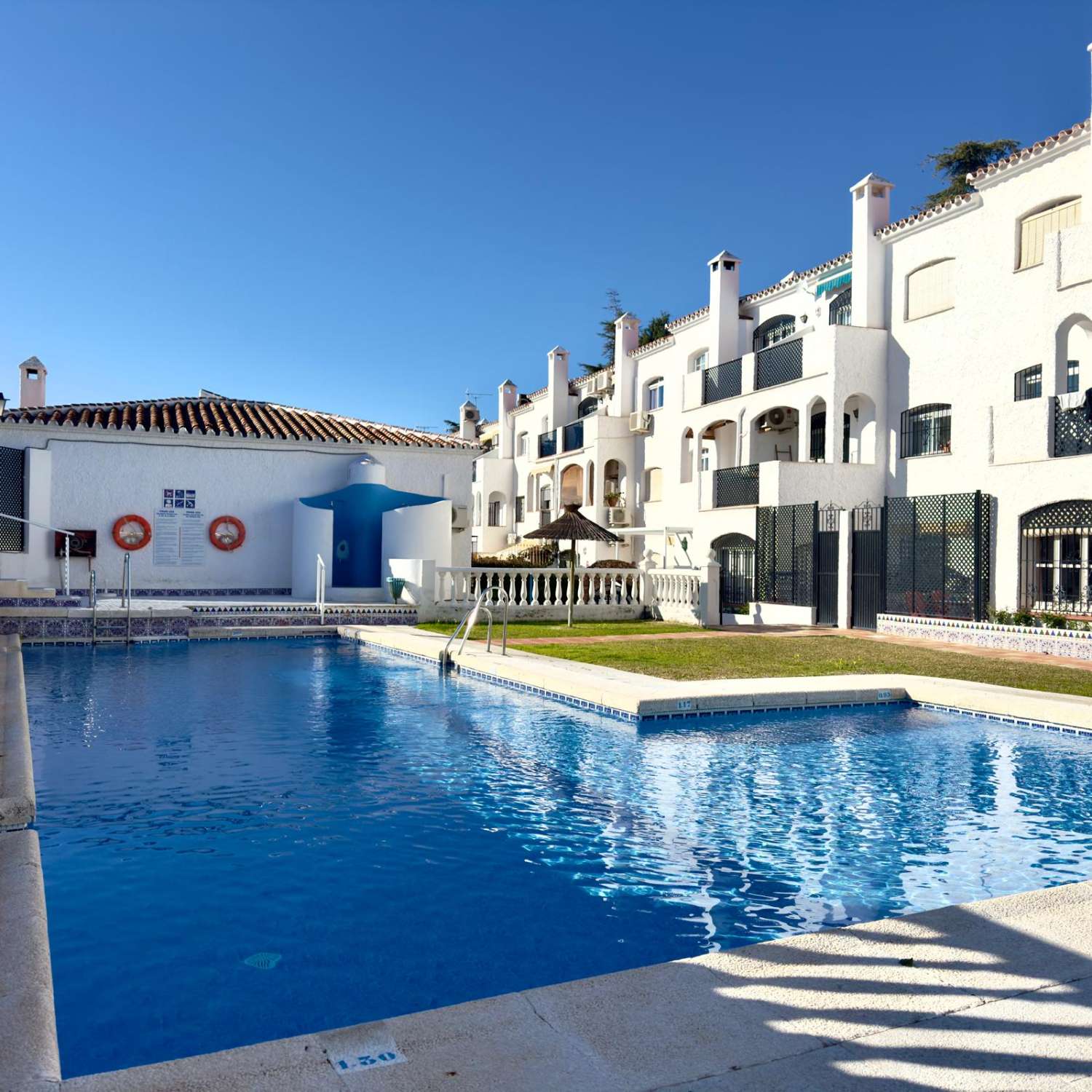 Beautiful apartment for sale in Urb Verano Azul Nerja