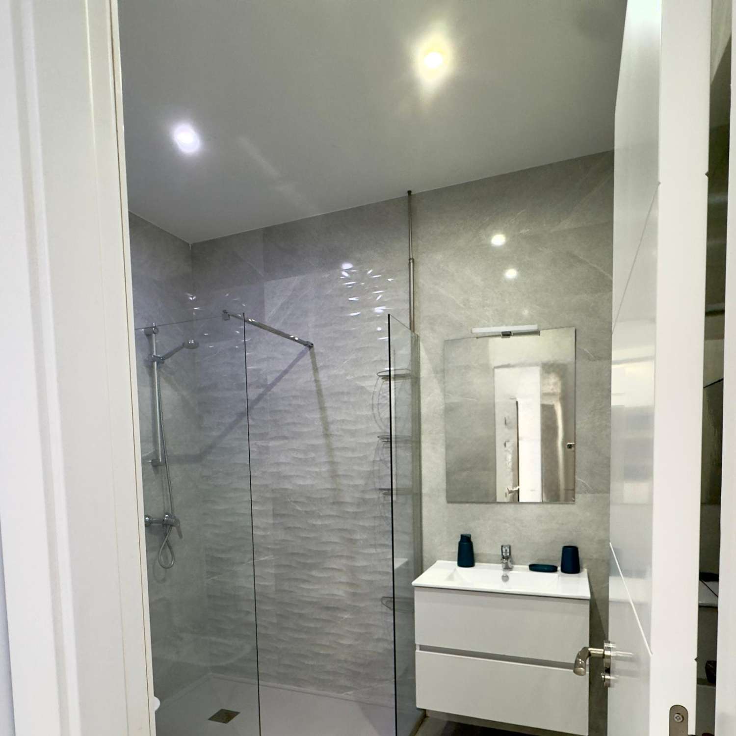 Beautiful apartment for sale in Urb Verano Azul Nerja