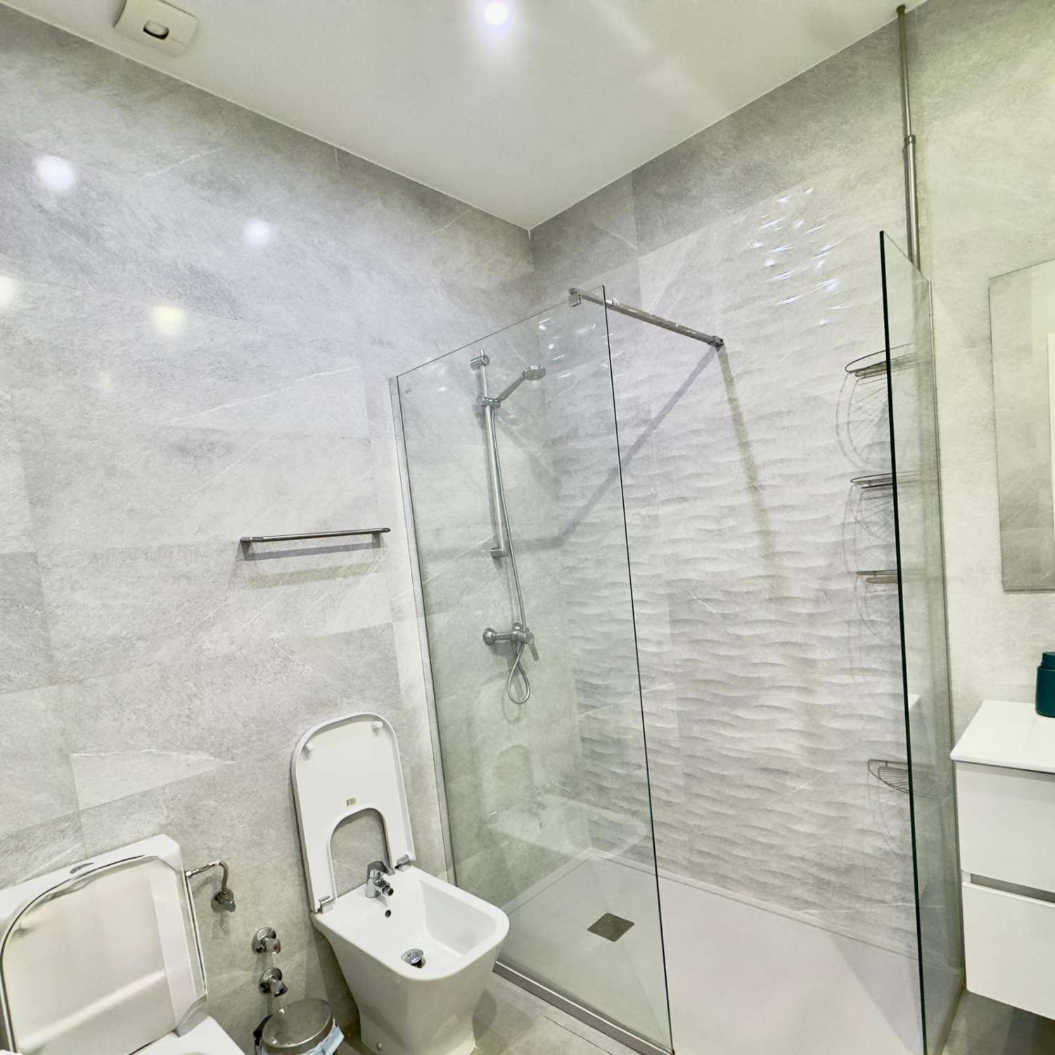 Beautiful apartment for sale in Urb Verano Azul Nerja