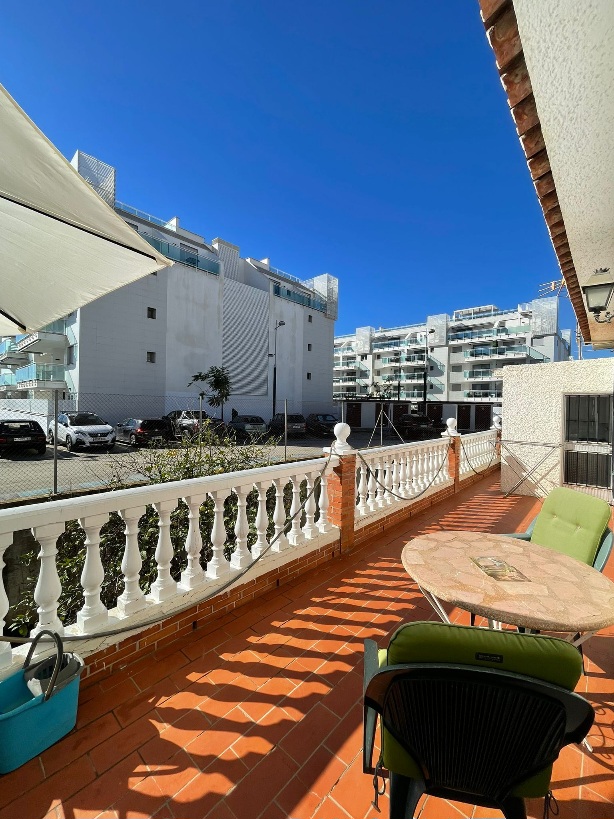 House for sale in Torrox Costa with a 244 m2 living space