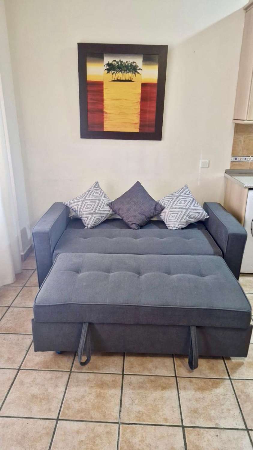 Nice ground floor apartment very close to the sea for sale