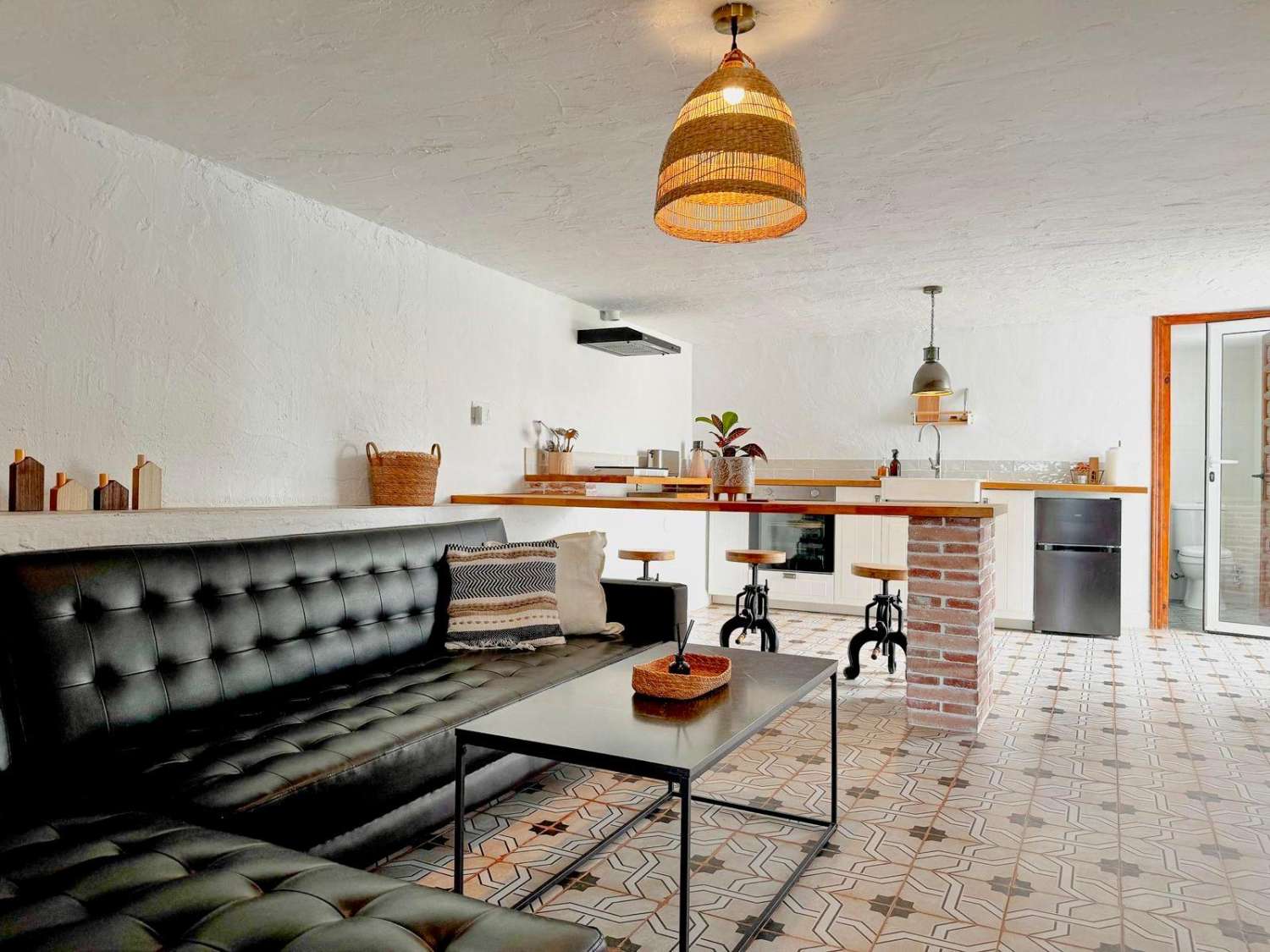 Spectacular country villa with sea views for sale in Nerja