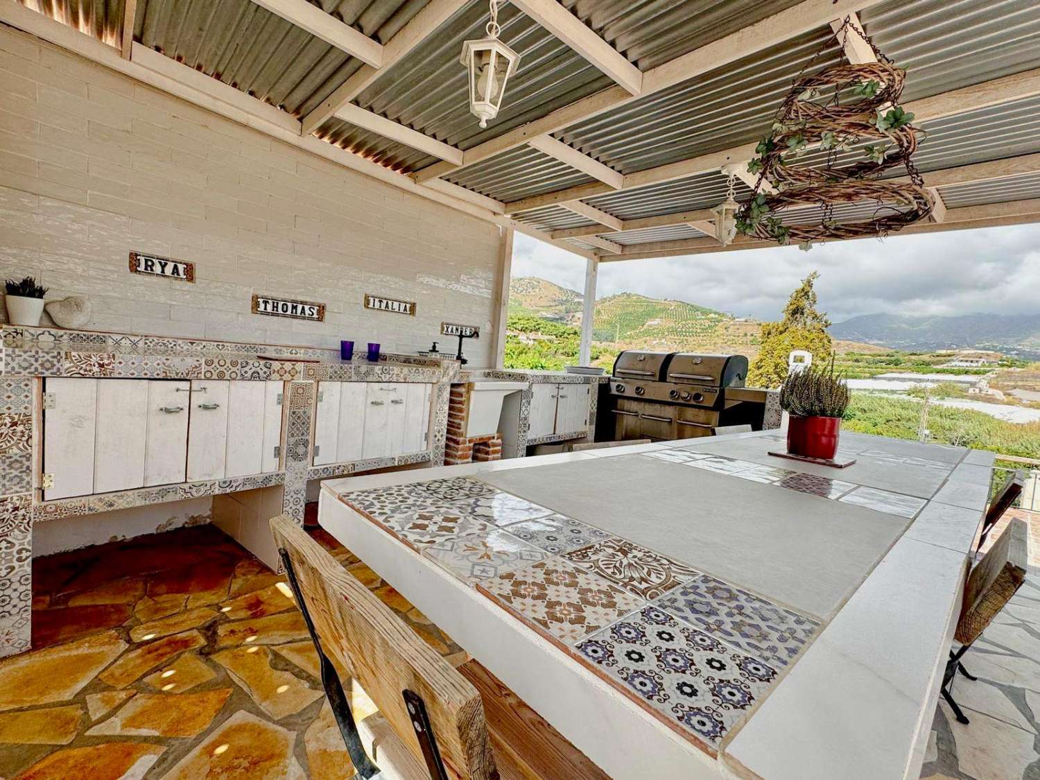 Spectacular country villa with sea views for sale in Nerja