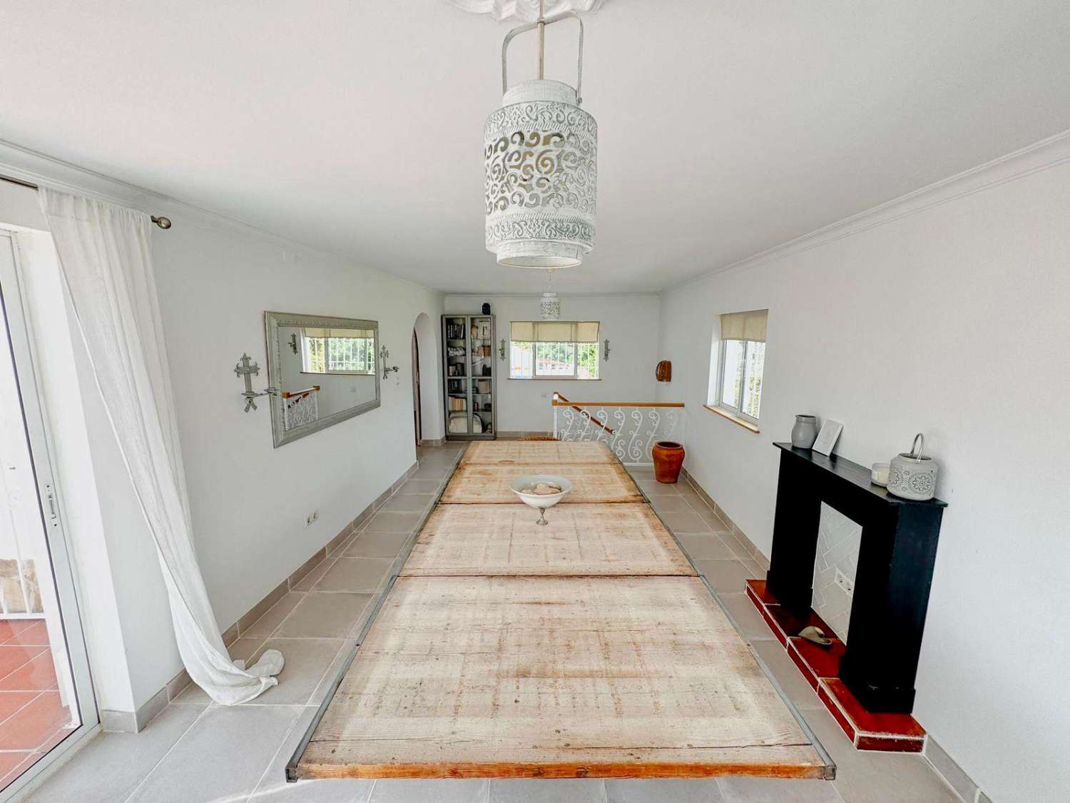 Spectacular country villa with sea views for sale in Nerja