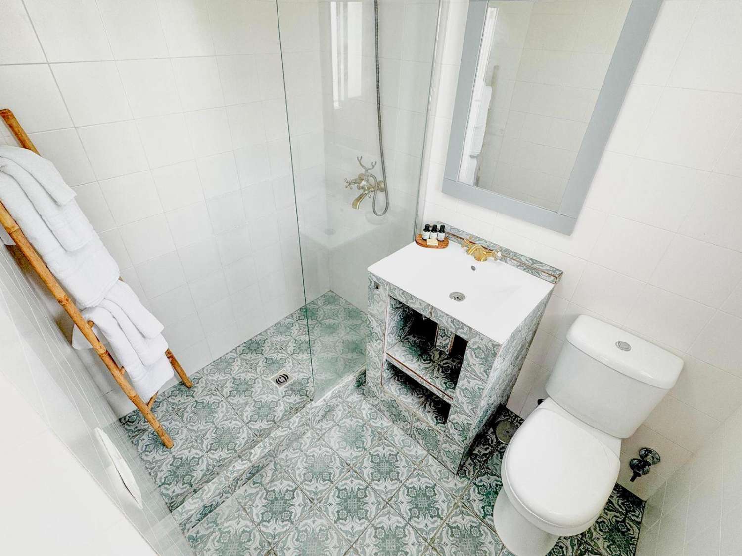 Spectacular country villa with sea views for sale in Nerja