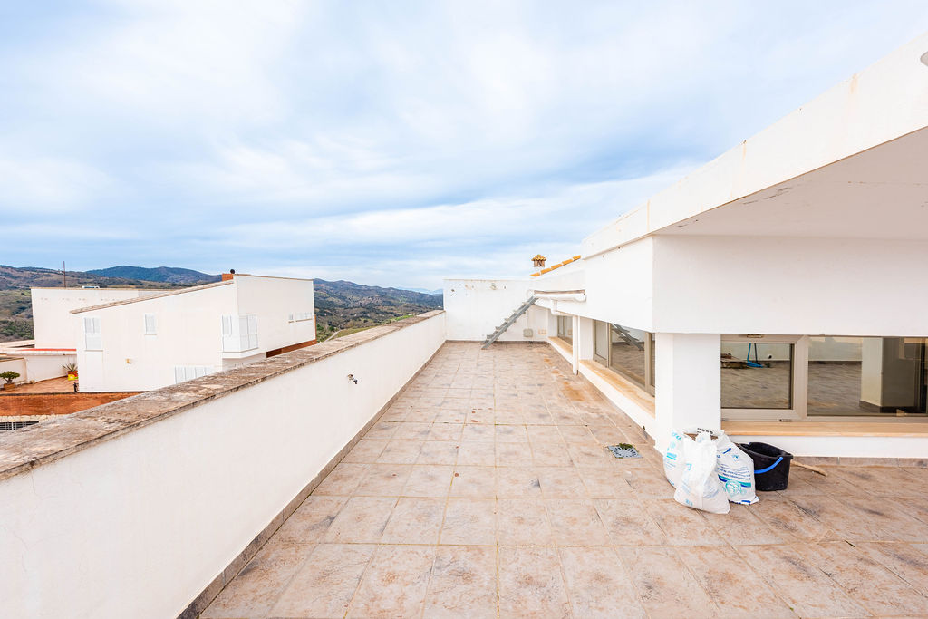 Semi-detached house in Colmenar