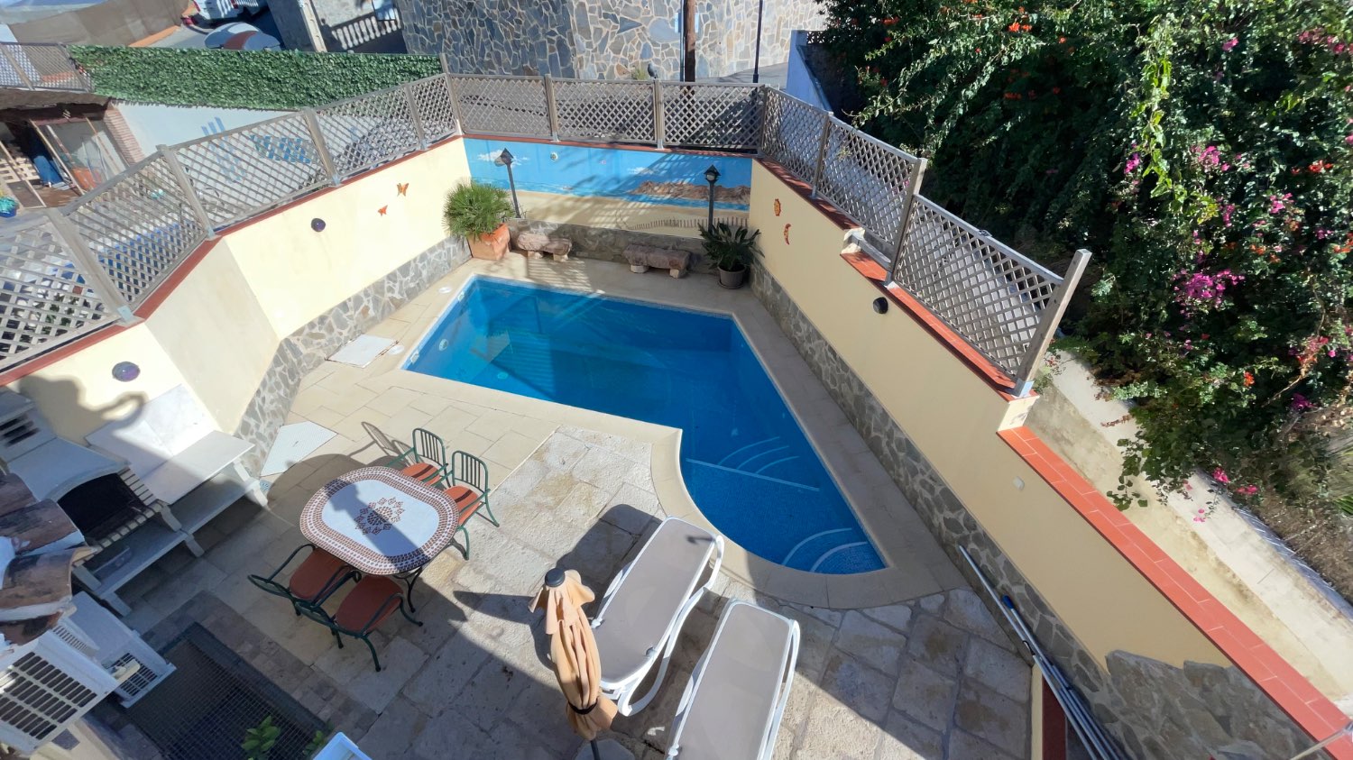 Semi detached villa in Torrox Costa
