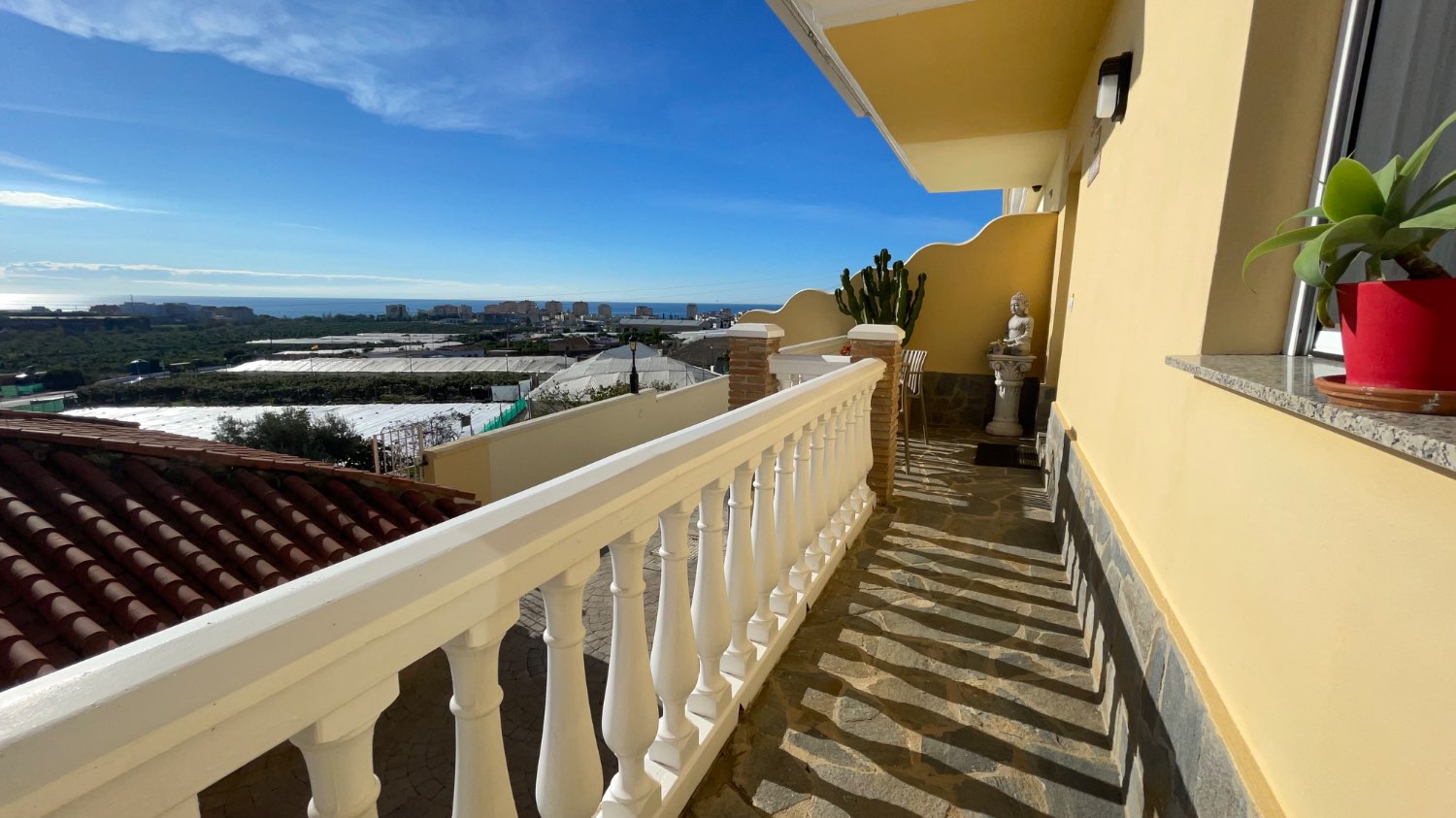 Semi detached villa in Torrox Costa