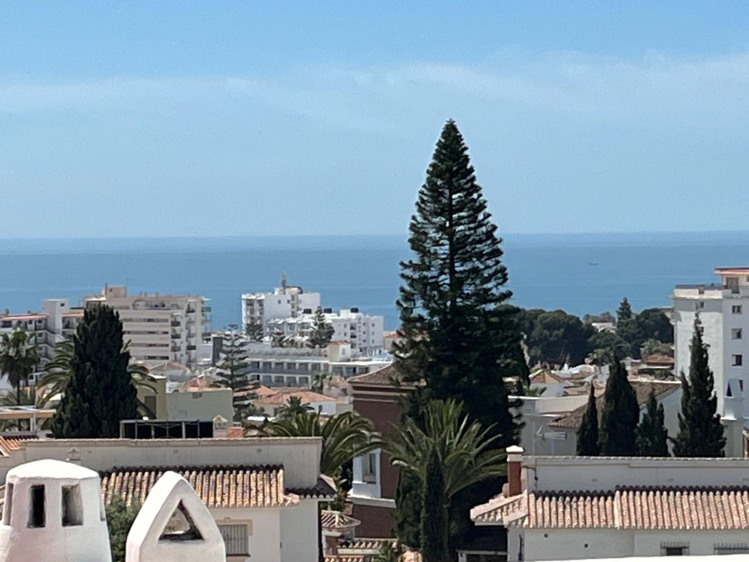 Spacious corner villa with panoramic views