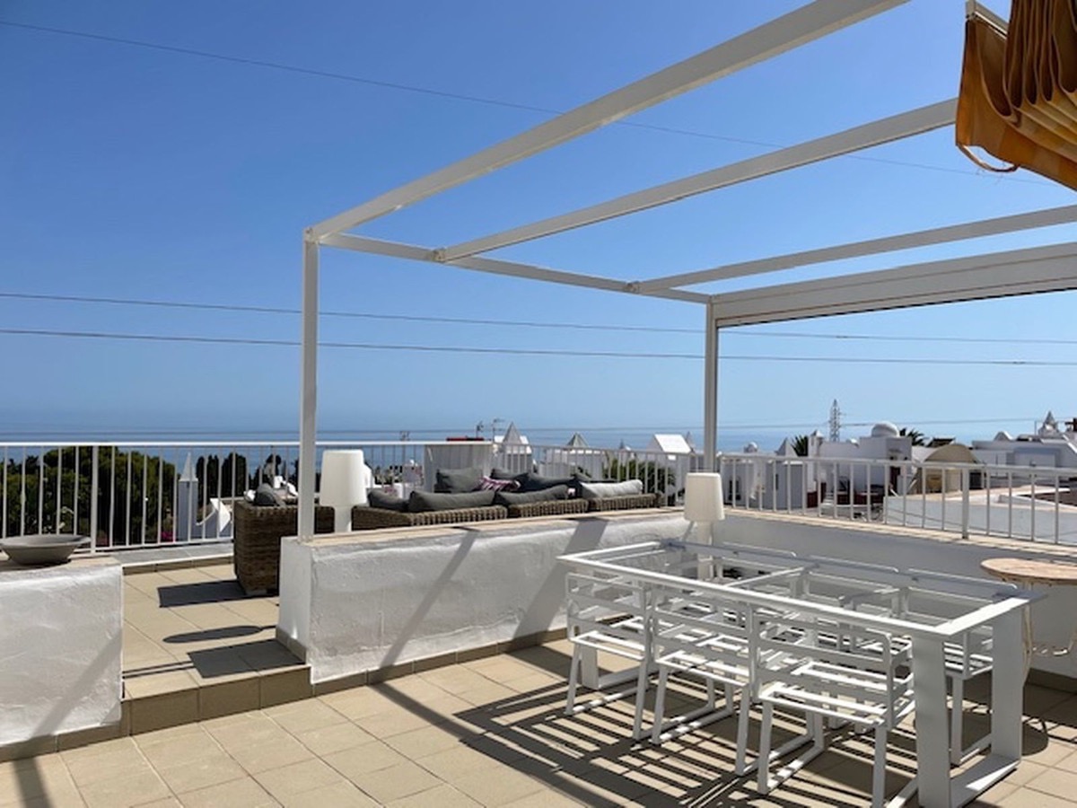 spacious villa in Alhambra  in Nerja