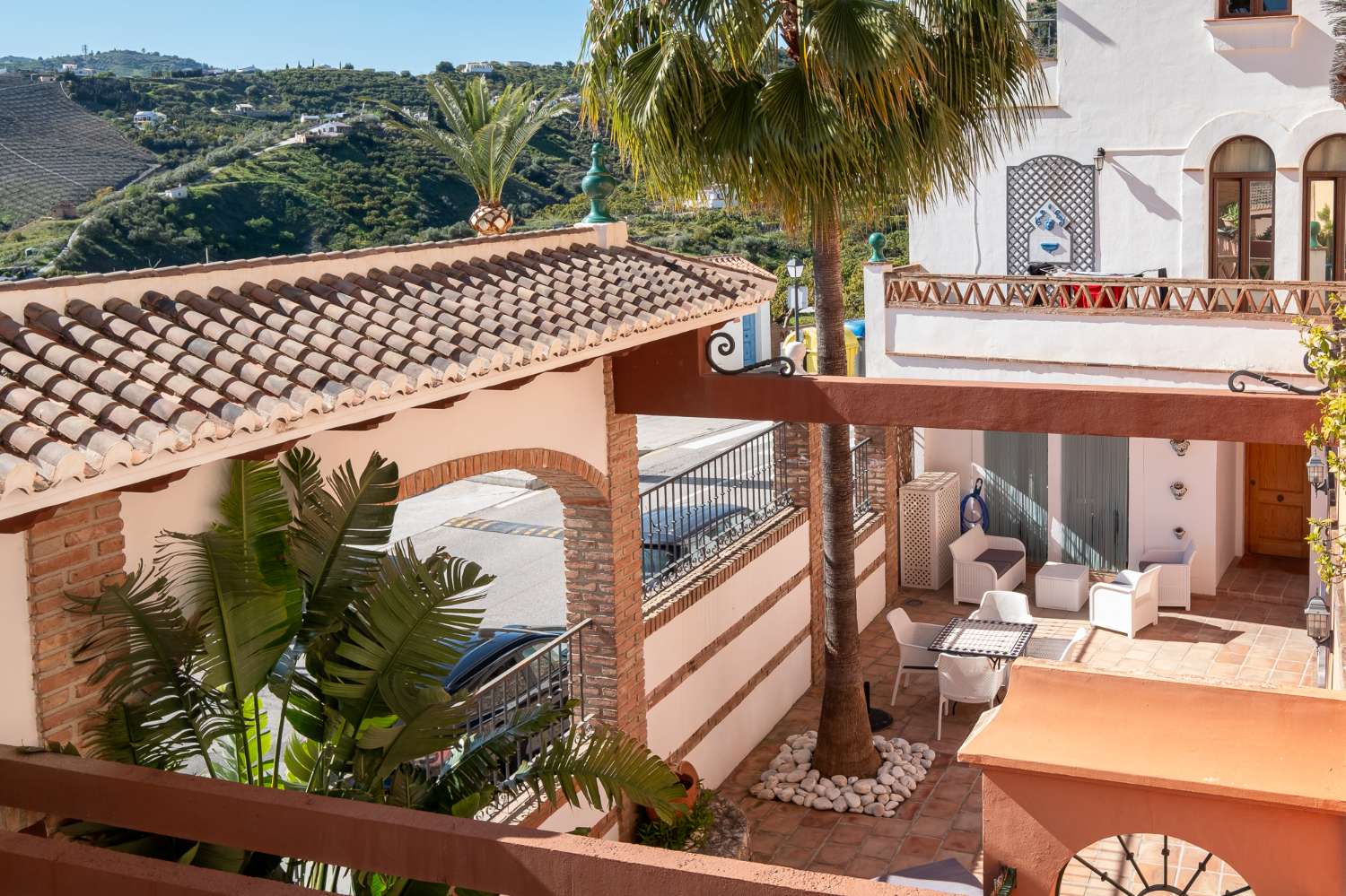 Bel appartement à vendre dans la résidence La Fuente, Frigiliana