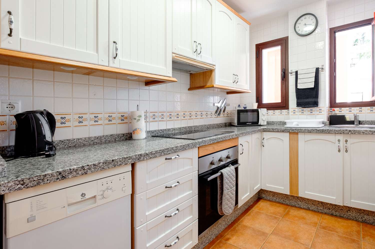 Bel appartement à vendre dans la résidence La Fuente, Frigiliana