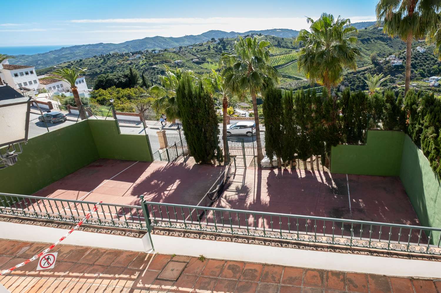 Bel appartement à vendre dans la résidence La Fuente, Frigiliana