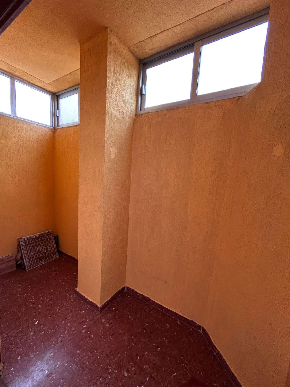 Appartement à vendre à Nerja - Spacieux, lumineux et idéalement situé.