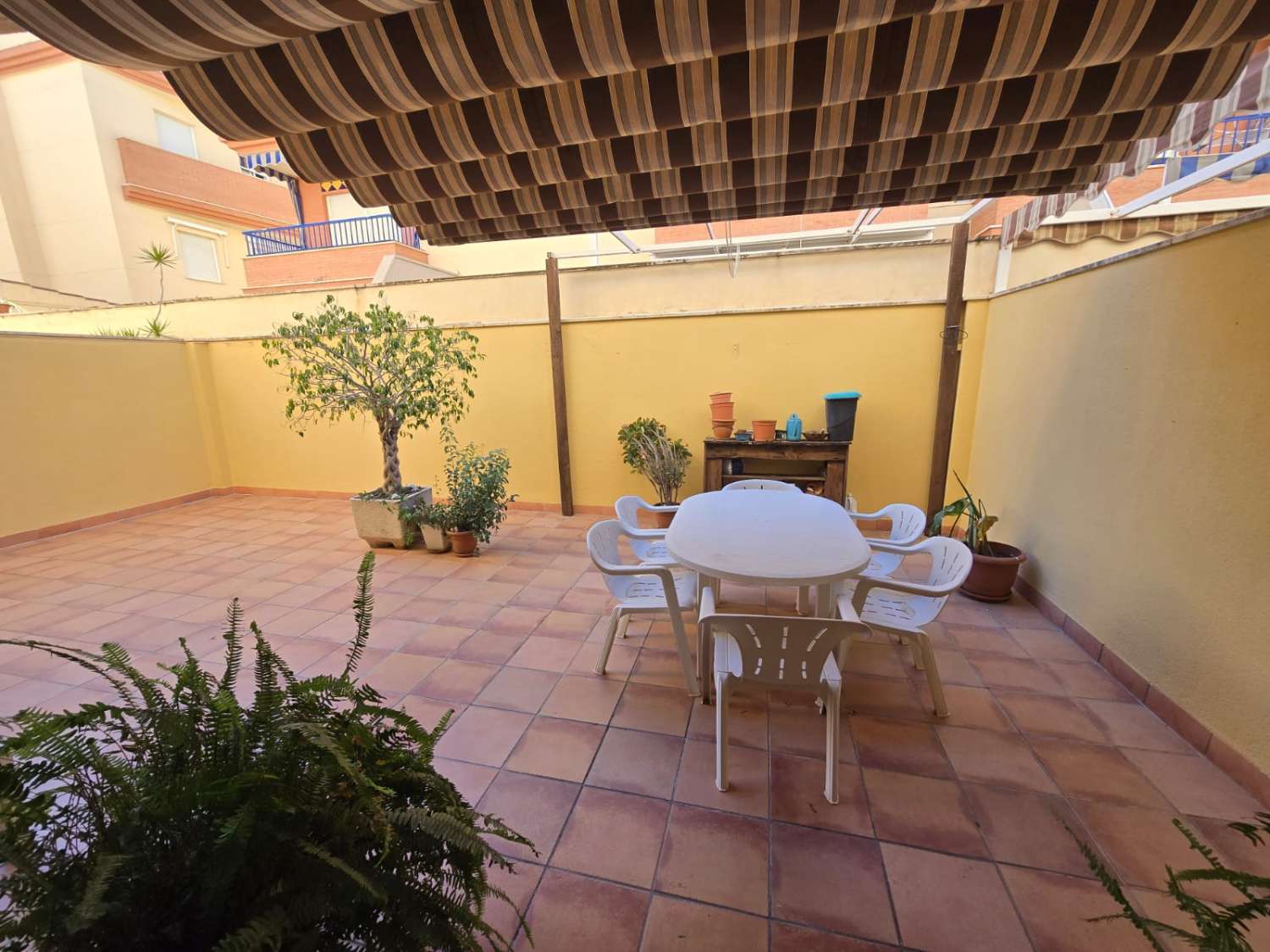 Beautiful apartment with a large terrace for sale in Torrox Costa